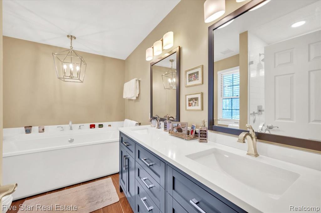 4143 Glencastle Drive, Troy, MI 48098 — Photo 24