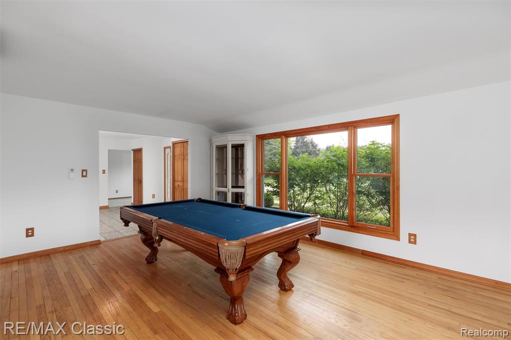 8173 Earhart Road, South Lyon, MI 48178 — Photo 10