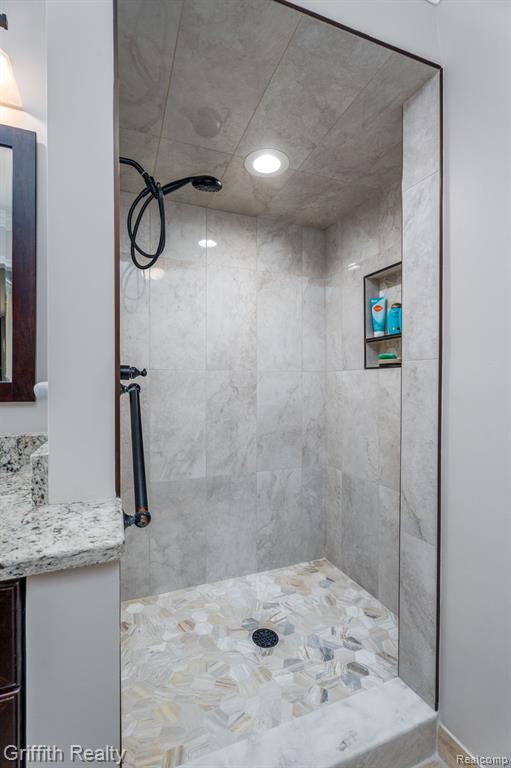4524 GLEN EAGLES Drive, Brighton, MI 48116 — Photo 22