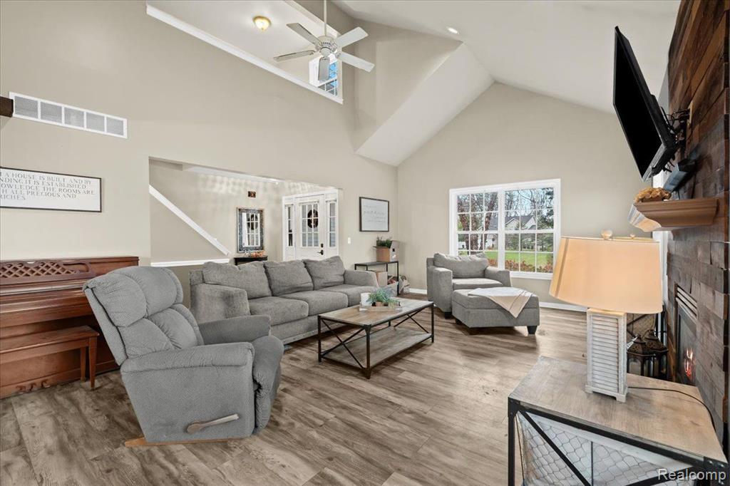 41 SUNSET PINES Drive, Howell, MI 48843 — Photo 6