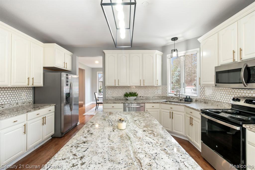 18489 Fox Hollow Court, Northville, MI 48168 — Photo 25