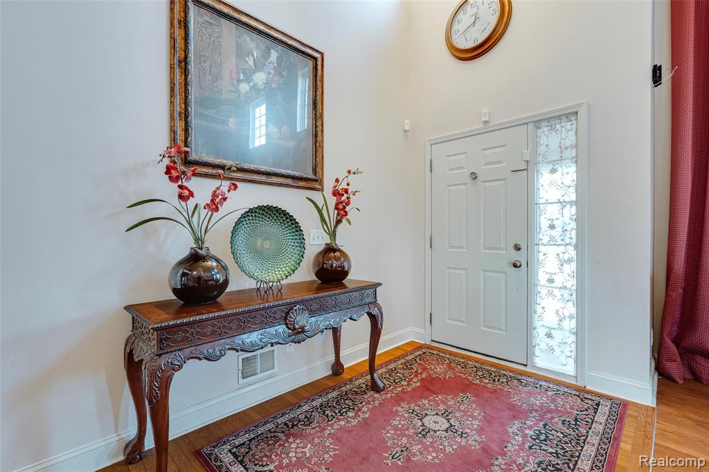 50233 Venice Court, Northville, MI — Photo 45