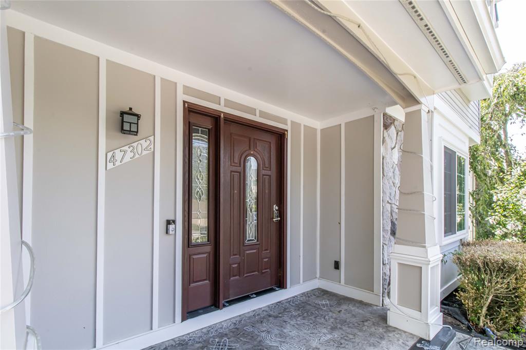47302 Butler Lane, Novi, MI — Photo 4