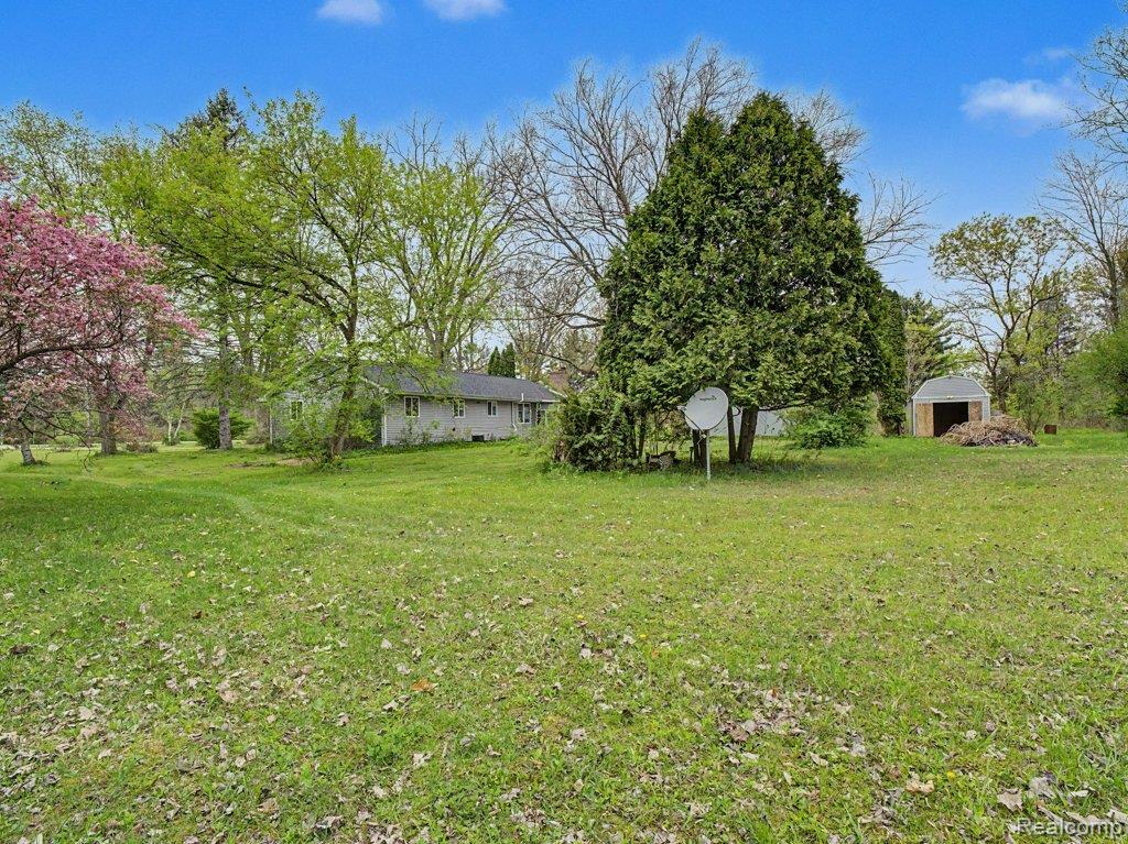 11414 N Lewis Road, Clio, MI 48420 — Photo 43