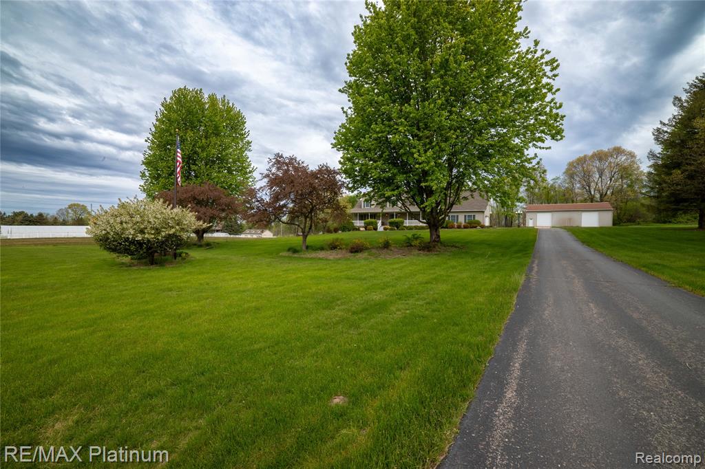 12987 Holtforth Road, Fenton, MI 48430 — Photo 46