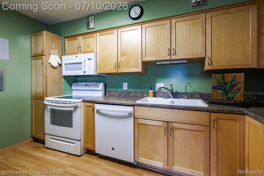 41678 Bedford Drive, Canton, MI 48187 — Photo 14