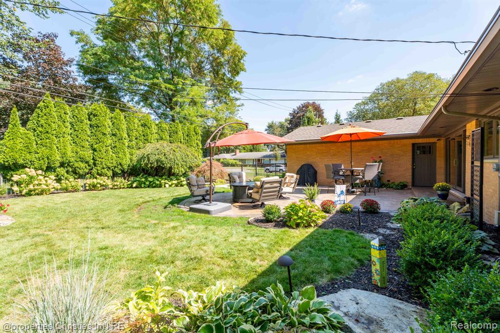 19418 Warwick Street, Beverly Hills, MI 48025 — Photo 61