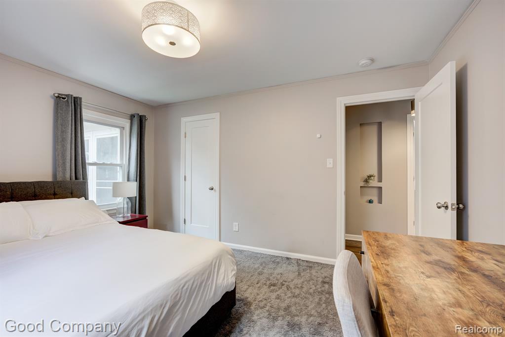 555 W BRECKENRIDGE Street, Ferndale, MI 48220 — Photo 42