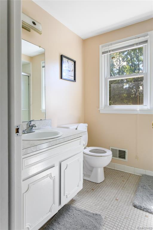 4015 Pinehurst Drive, West Bloomfield, MI — Photo 14