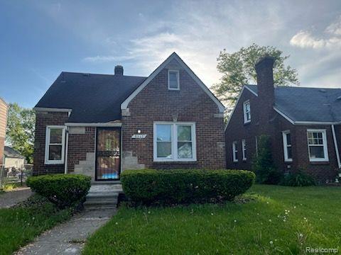 8841 GRANDVILLE Avenue, Detroit, MI 48228 — front exterior