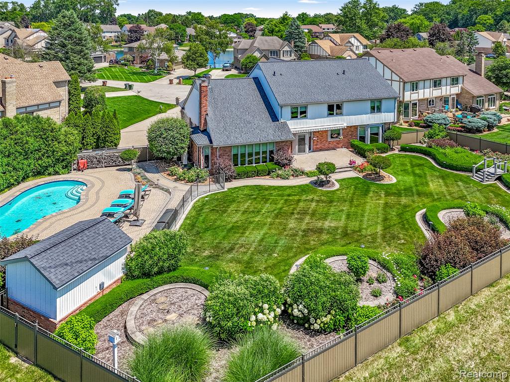 48367 Lake Valley Drive, Shelby Twp, MI 48317 — Photo 3