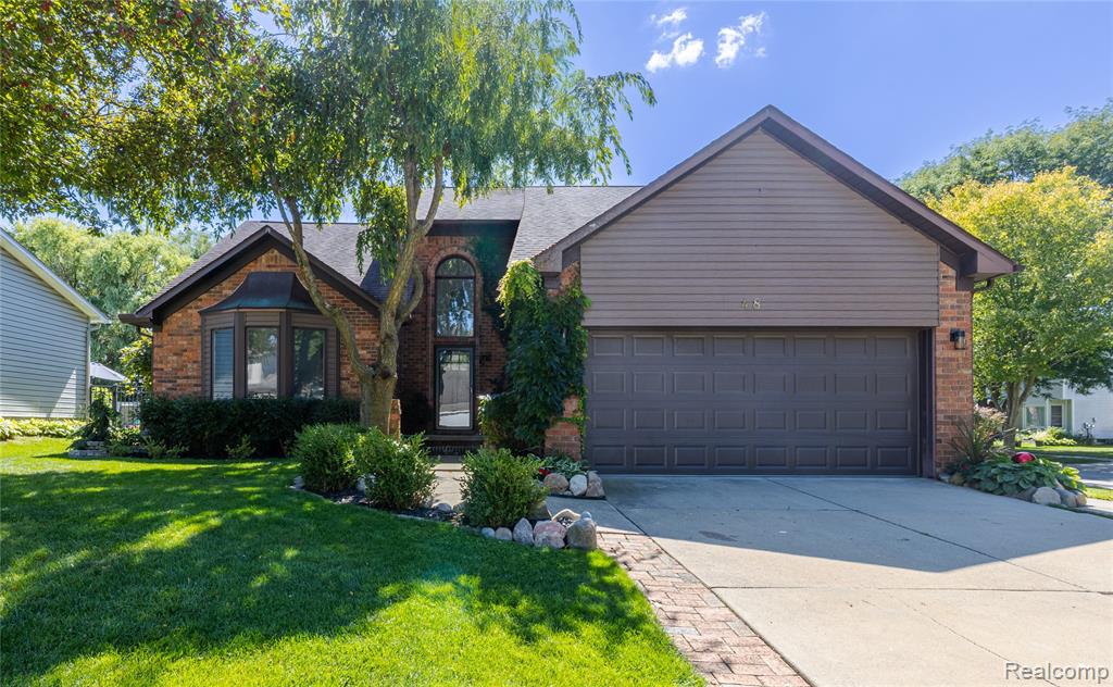 48 Rosemary Street, Lapeer, MI 48446 — front exterior