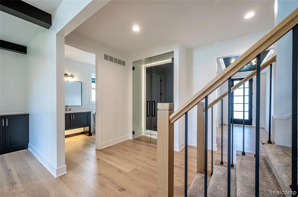 4101 Devon Road, Royal Oak, MI 48073 — Photo 13