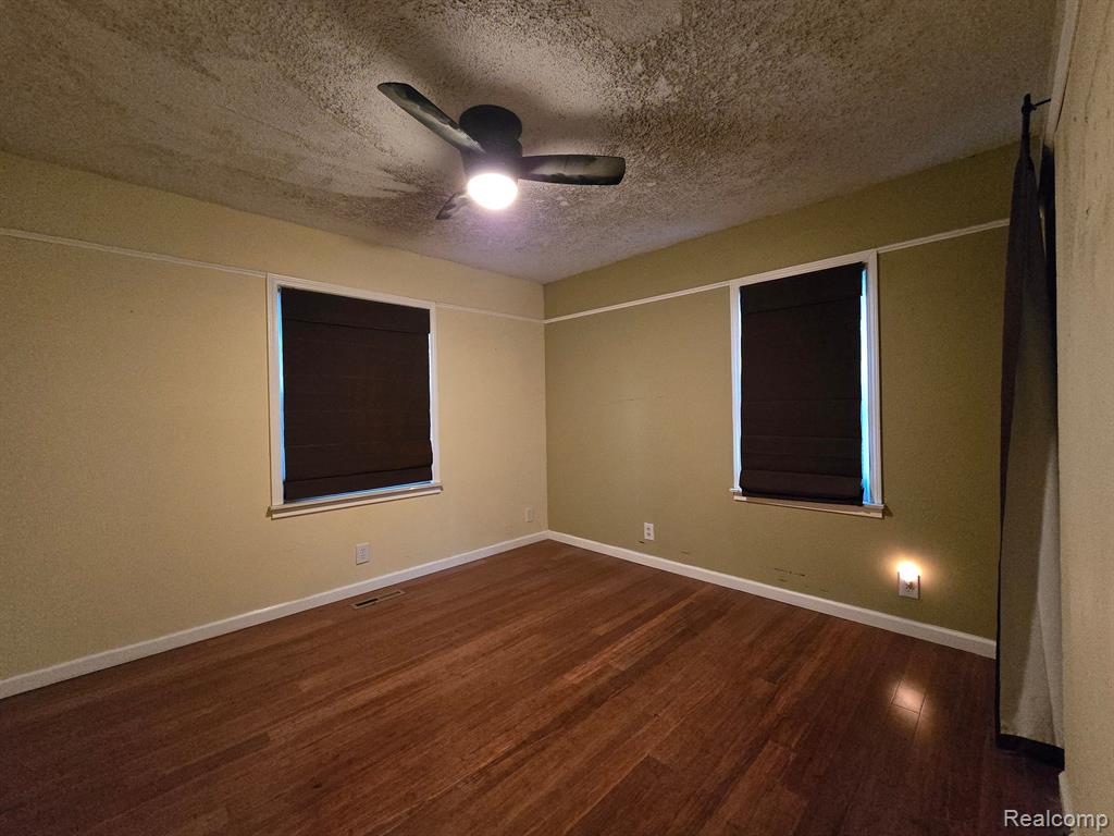 5898 N GLOBE Street, Westland, MI — Photo 11