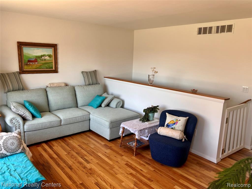1900 N Hughes Road, Howell, MI 48843 — Photo 48