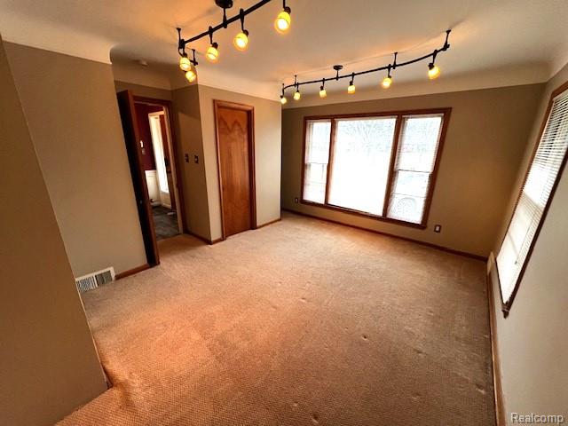 451 MAISON Road, Grosse Pointe Farms, MI 48236 — Photo 7