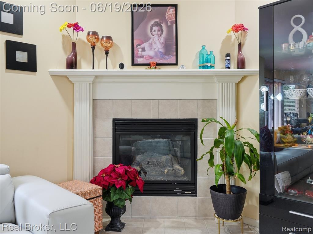 6729 Eckerman Drive, Troy, MI 48085 — Photo 17