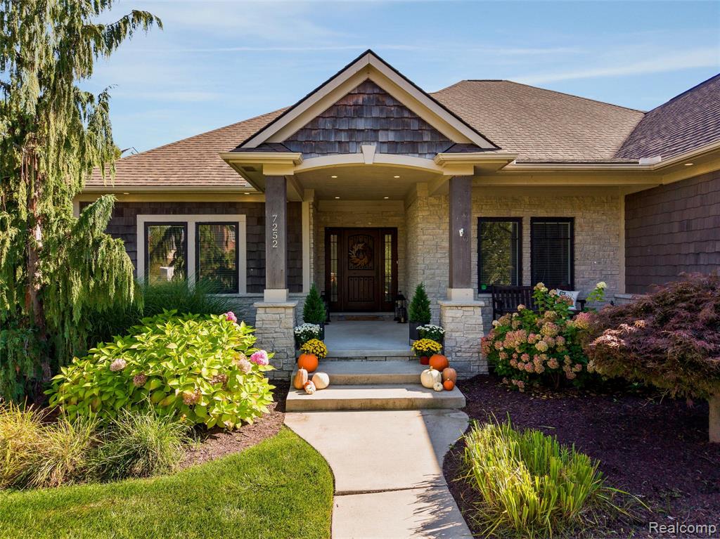 7252 Ardsley Lane, Clarkston, MI 48348 — Photo 11