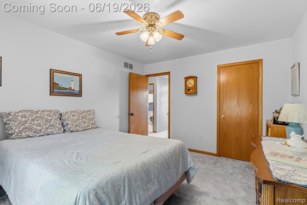 2867 Iris Lane, Hartland, MI 48353 — Photo 28