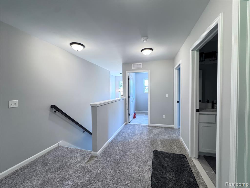 6149 Woodridge Lane, Grand Blanc, MI 48439 — Photo 28