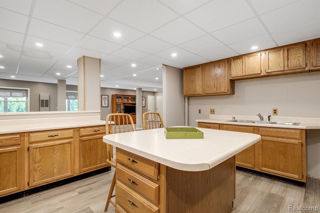 719 TEN POINT Drive, Rochester Hills, MI 48309 — Photo 29