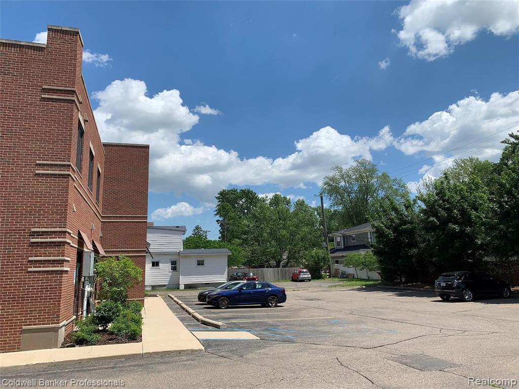 610 E Eleven Mile Road, Royal Oak, MI 48067 — Photo 26