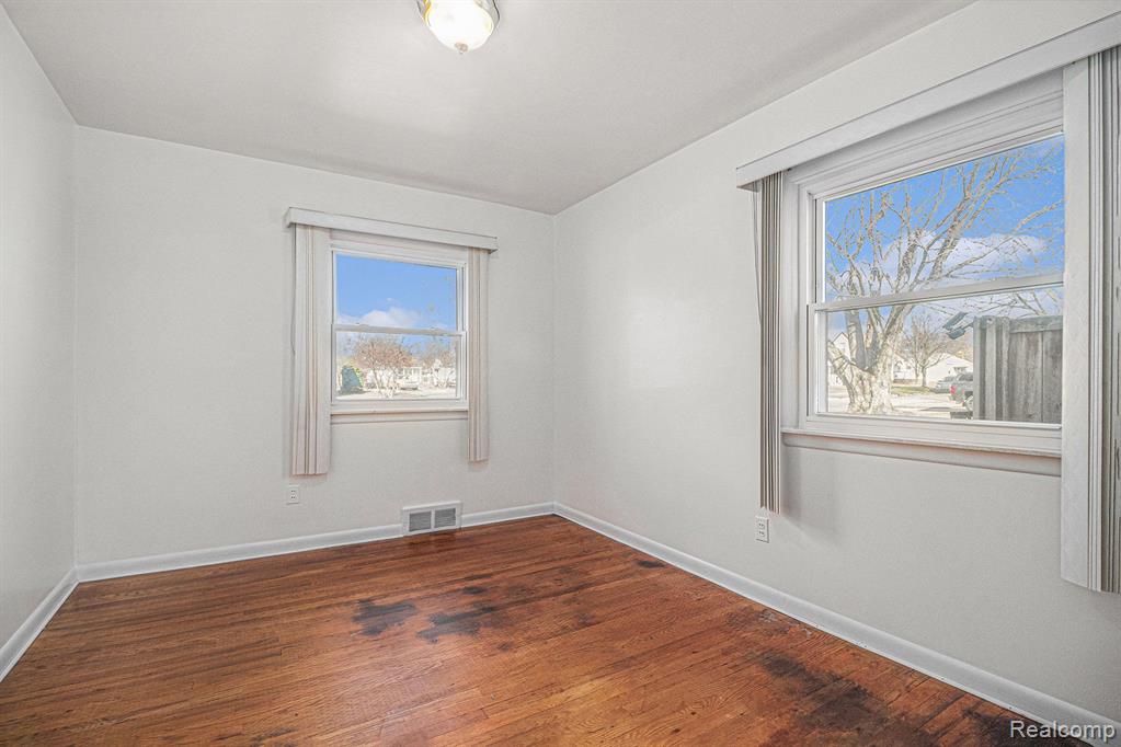 581 Wharton Street, Ypsilanti, MI 48198 — Photo 18