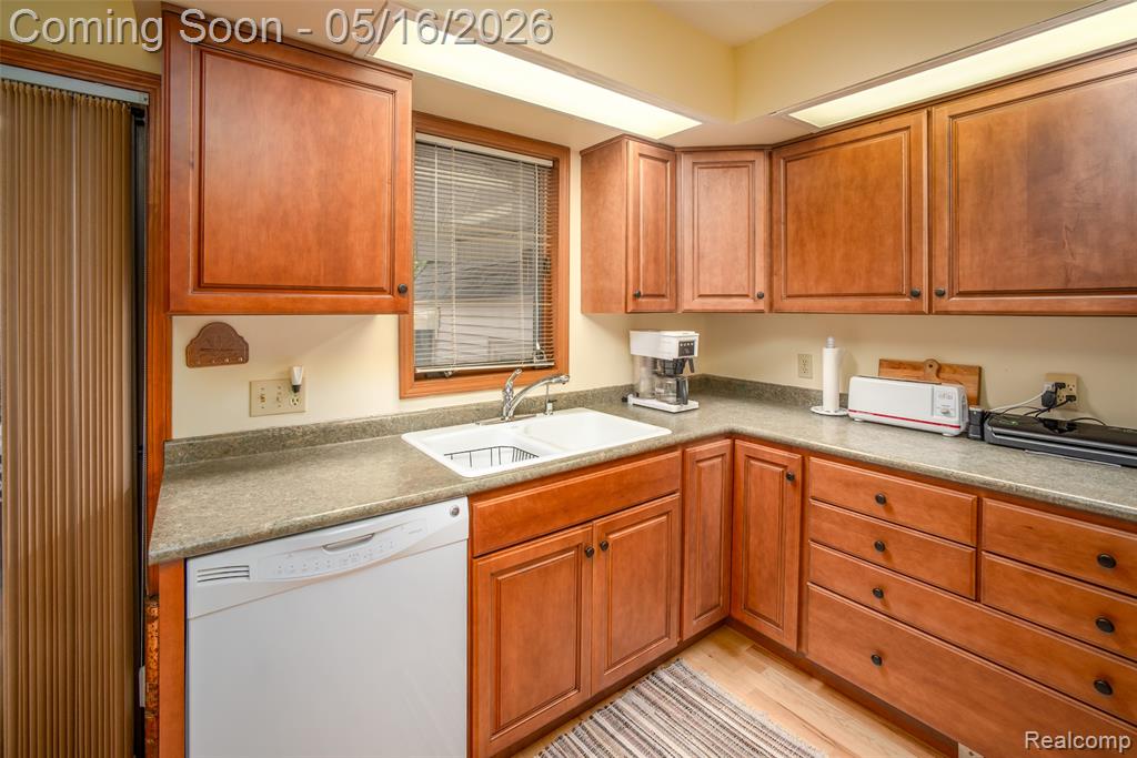 207 N Pine River Street, Ithaca, MI 48847 — Photo 12