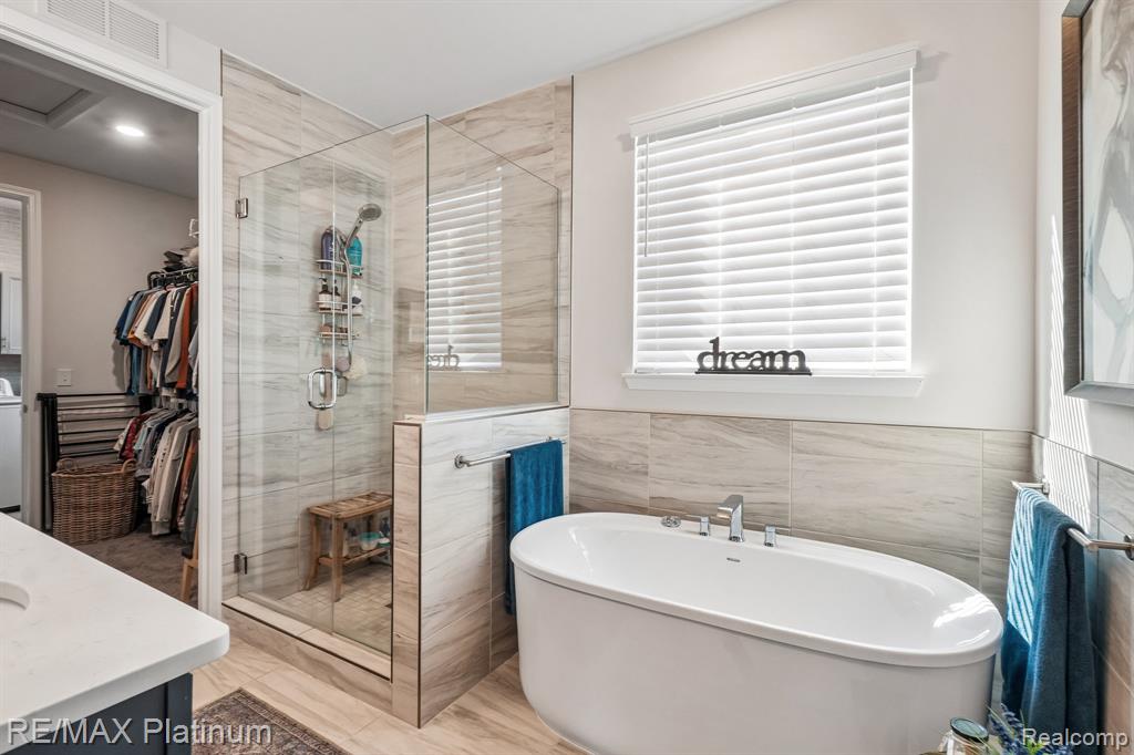 24261 Bay Laurel Lane, South Lyon, MI 48178 — Photo 15