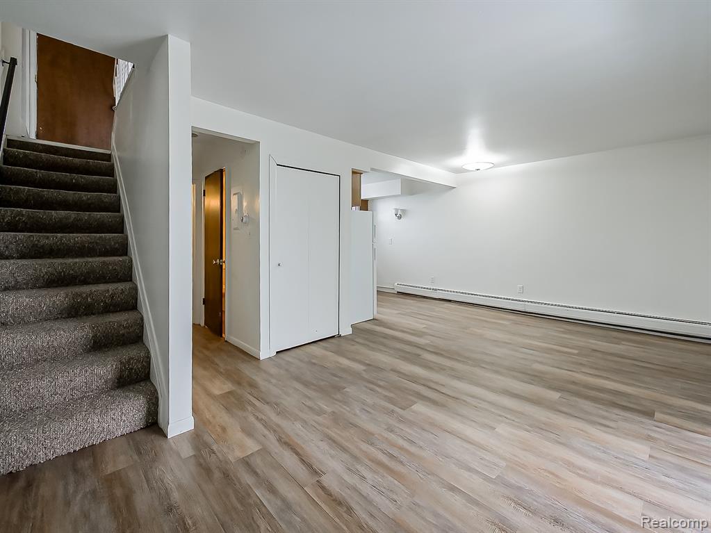 151 Huronview Court, White Lake, MI — Photo 5