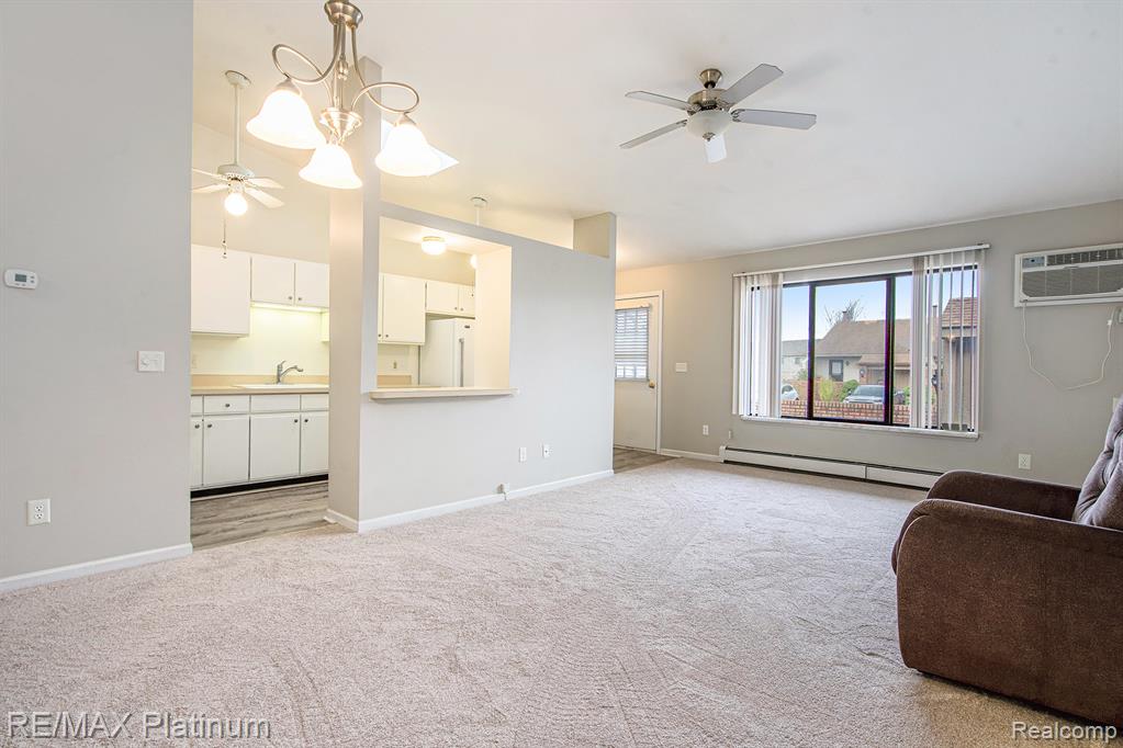 61961 Yorktown, 4, South Lyon, MI 48178 — Photo 5