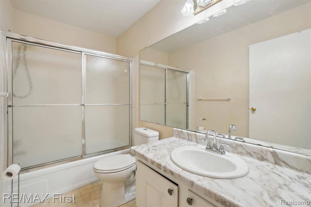 22768 RENFORD Street, Novi, MI — Photo 13