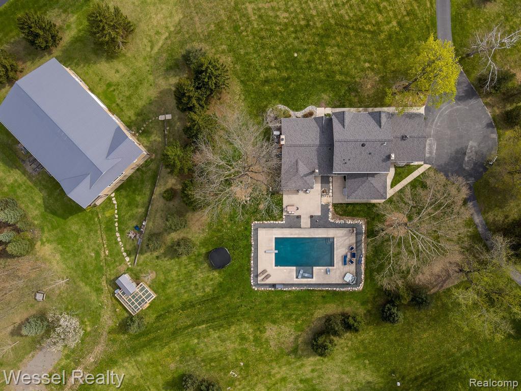 64527 KILDARE Drive, Washington, MI 48095 — Photo 12