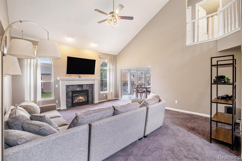 724 Pinecreek Drive, Fenton, MI 48430 — Photo 4