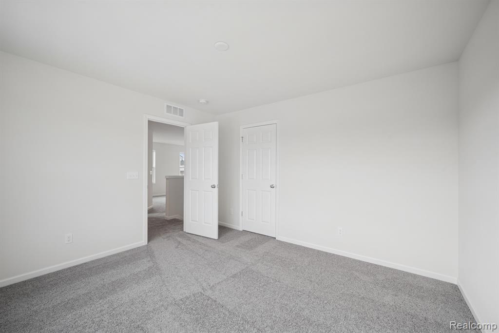 54823 Heron Circle, New Baltimore, MI 48047 — Photo 30