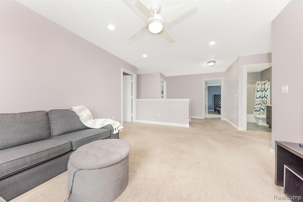 8354 CRAB APPLE Trail, Dexter, MI 48130 — Photo 33