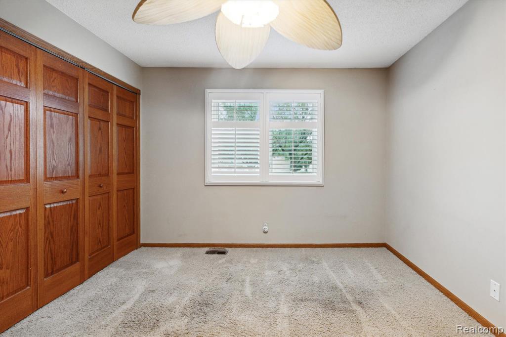 175 ESSEX Lane, Canton, MI 48187 — Photo 26