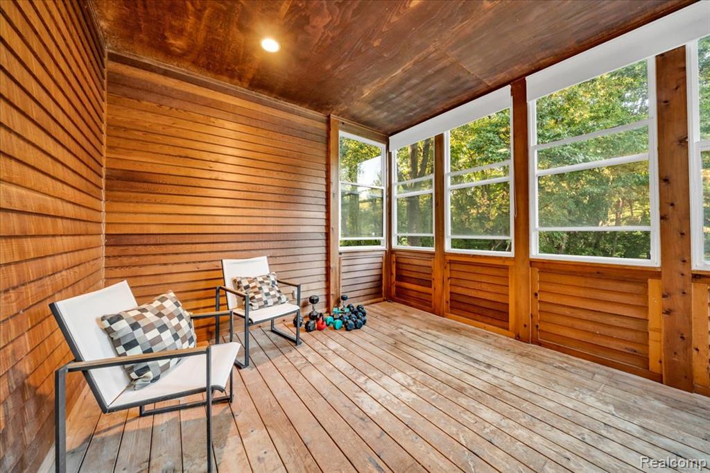 8808 Big Lake Road, Clarkston, MI — Photo 10