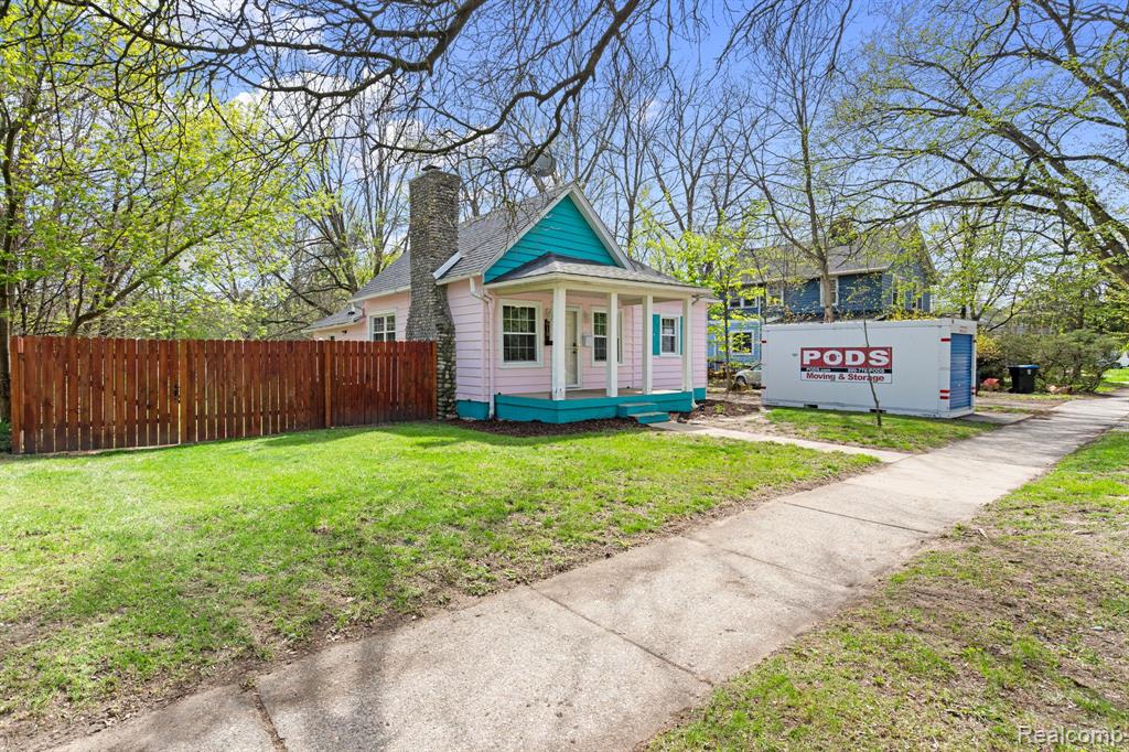 610 E CROSS Street, Ypsilanti, MI 48198 — Photo 22