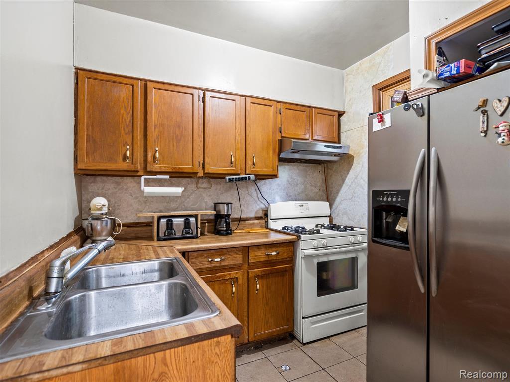 46386 Jackson Drive, Macomb, MI 48044 — Photo 22