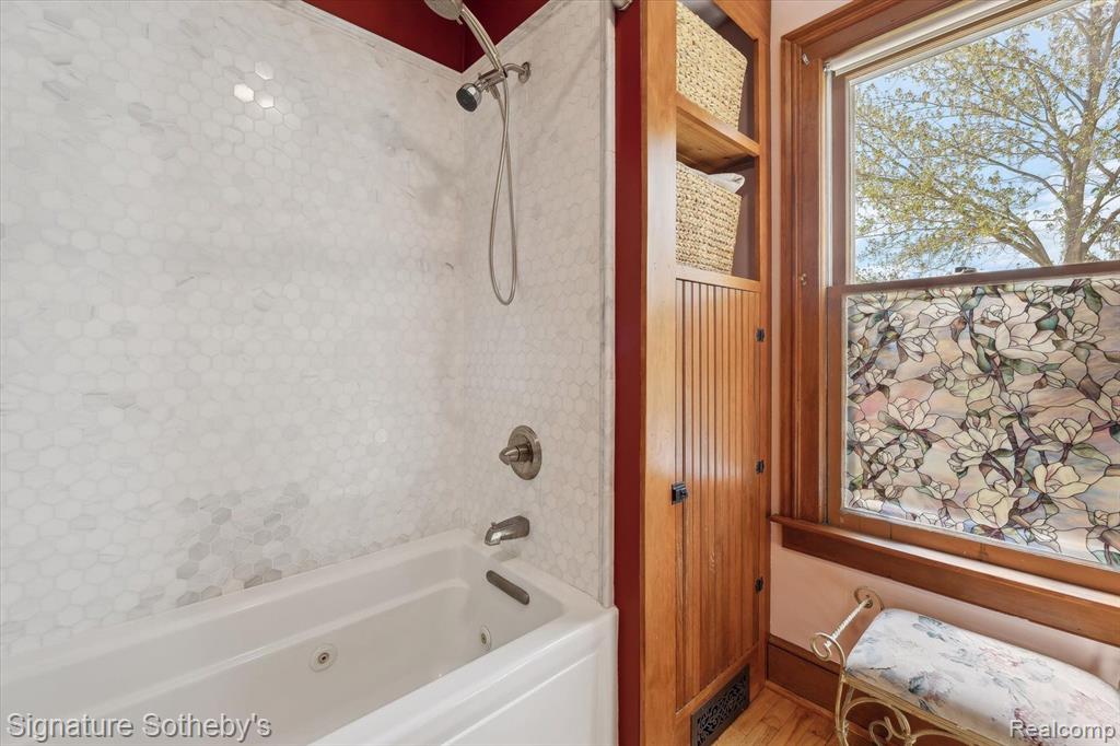 9827 KENNEDY Road, Munith, MI 49259 — Photo 45
