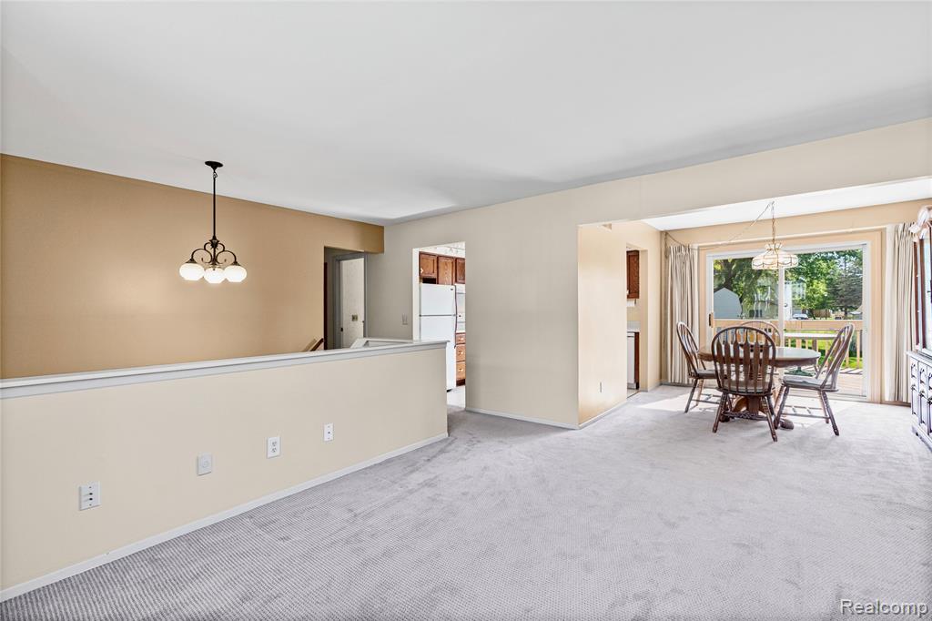 6059 Stockbridge Commons Trail, Grand Blanc, MI 48439 — Photo 15