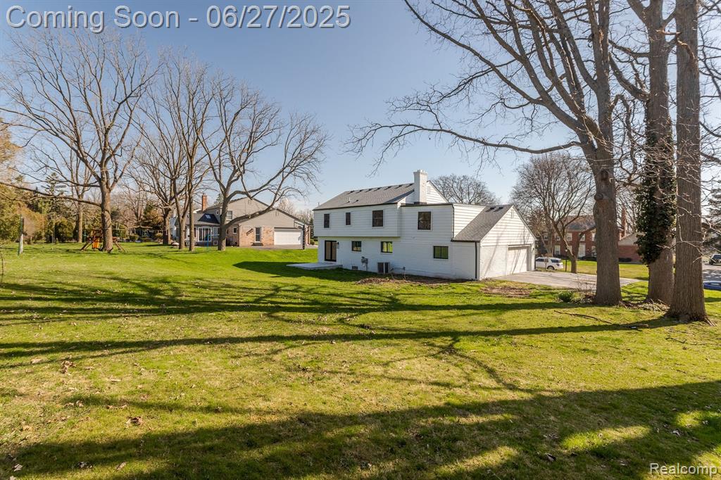 4054 ANTIQUE Lane, Bloomfield Hills, MI 48302 — Photo 34