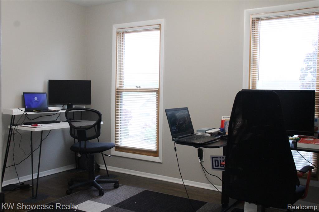 5226 Green Road, West Bloomfield, MI 48323 — Photo 22