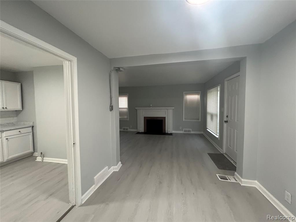 3693 Somerset Avenue, Detroit, MI, 48224