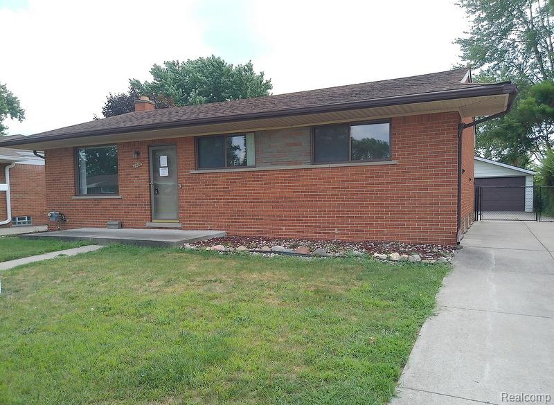 4460 Buckingham, Warren, MI 48092 — front exterior