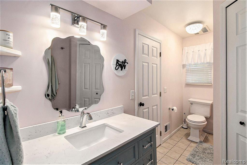 11951 Scott Road, Davisburg, MI 48350 — Photo 13