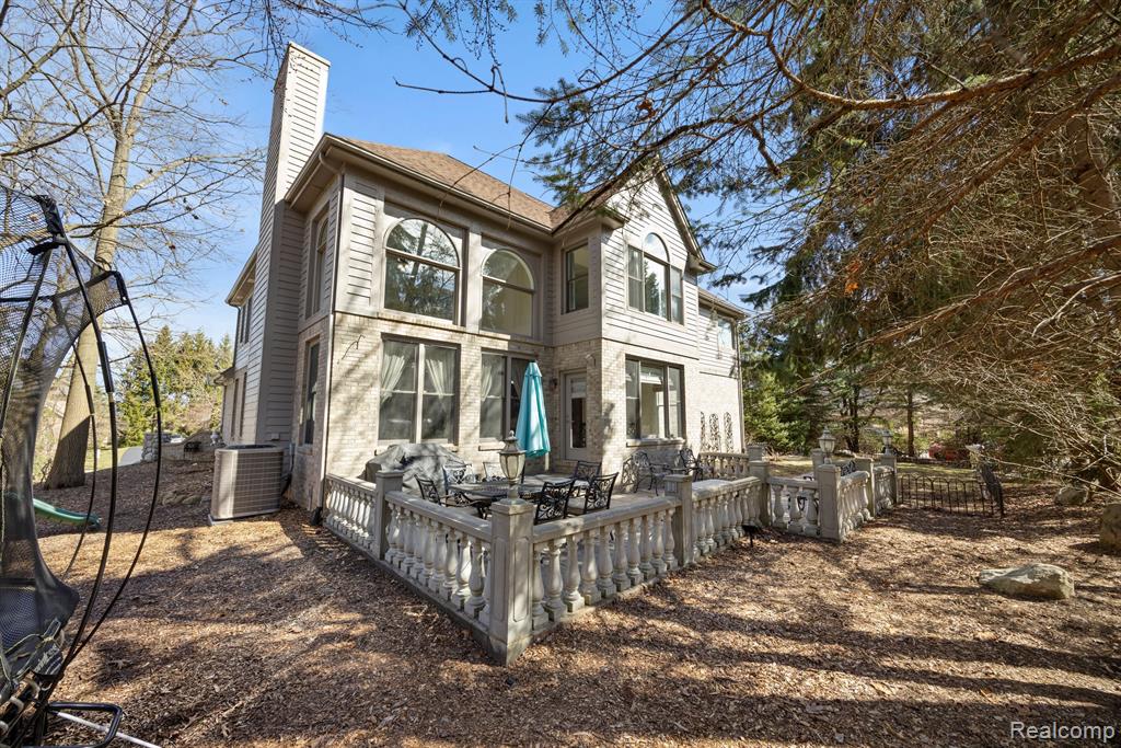 6307 WILDWOOD Lane, West Bloomfield, MI 48324 — Photo 49