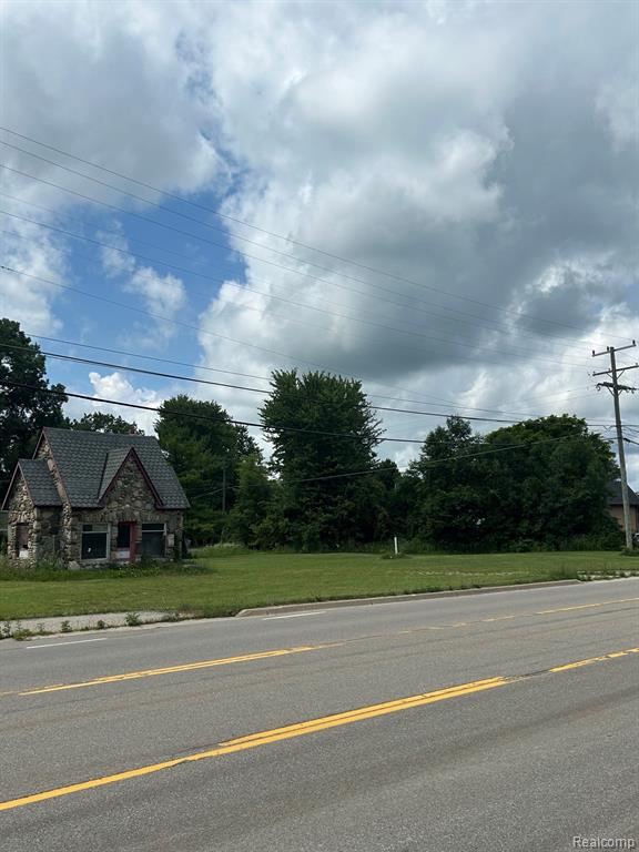 5027 W Grand River Road, Fowlerville, MI 48836 — Photo 3