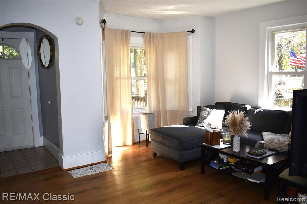 135 Park Avenue, Holly, MI 48442 — Photo 6